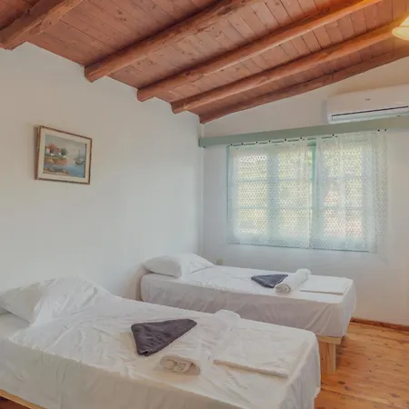 Villa Private Greek Island Estate With Vineyard, Exclusive Grounds & Hosted Experiences *