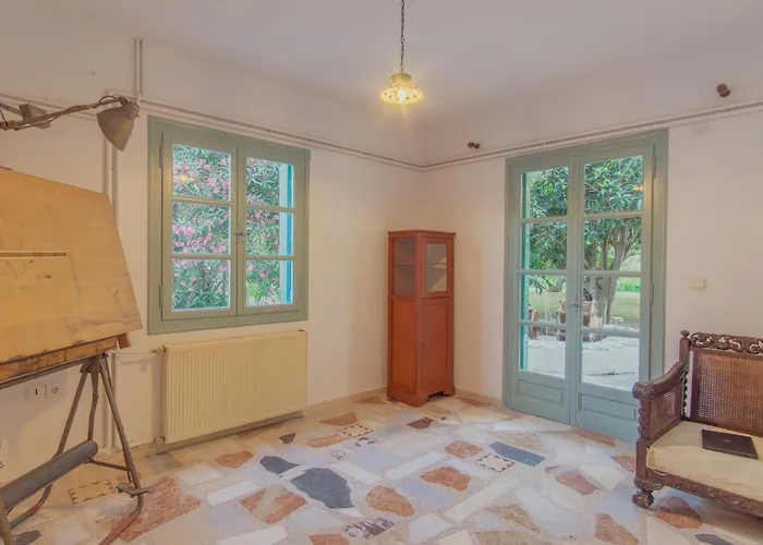 Private Greek Island Estate With Vineyard, Exclusive Grounds & Hosted Experiences Вилла Скиатос