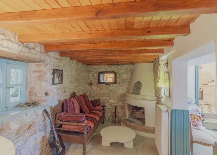 Private Greek Island Estate With Vineyard, Exclusive Grounds & Hosted Experiences Вилла *