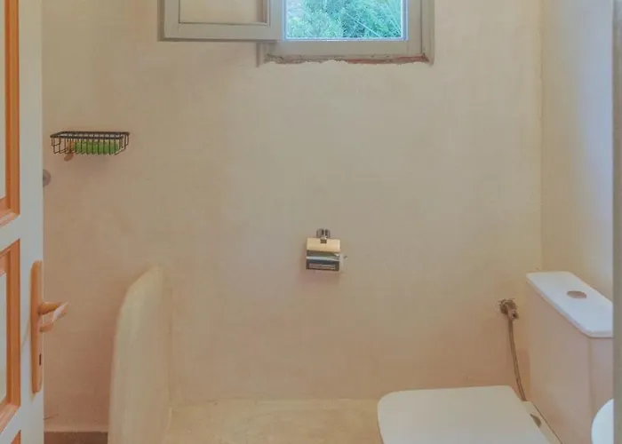 Вилла Private Greek Island Estate With Vineyard, Exclusive Grounds & Hosted Experiences