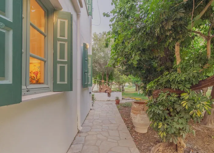 Private Greek Island Estate With Vineyard, Exclusive Grounds & Hosted Experiences *